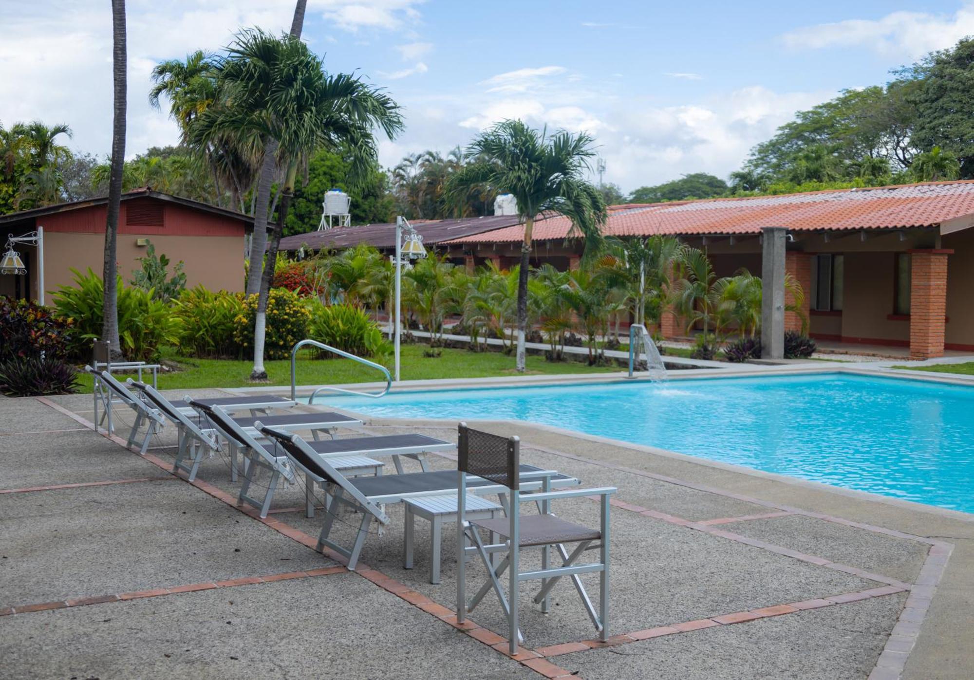 Hotel Las Espuelas, Bar & Restaurant Liberia Exterior photo