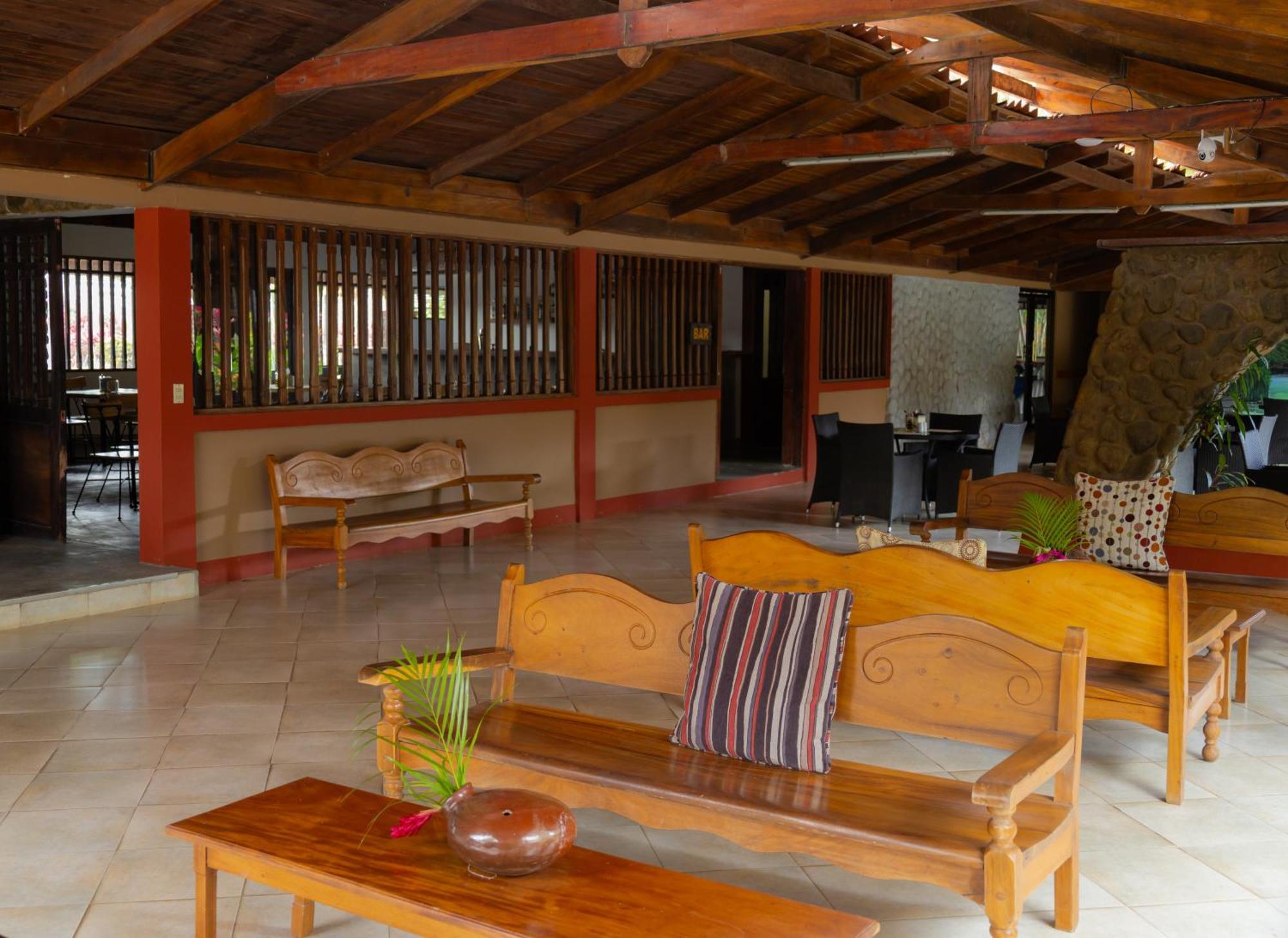 Hotel Las Espuelas, Bar & Restaurant Liberia Exterior photo